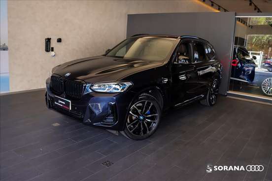 BMW-X3-2021