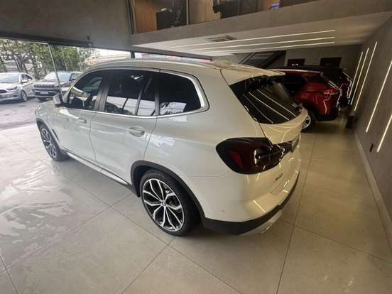BMW-X3-2.0 16V HÍBRIDO X LINE XDRIVE30E STEPTRONIC BMW-X3-2023