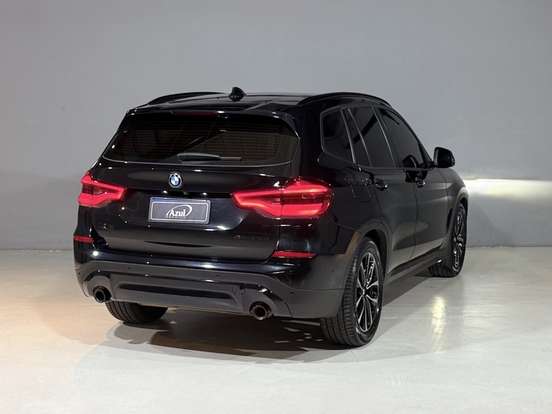 BMW-X3-2021