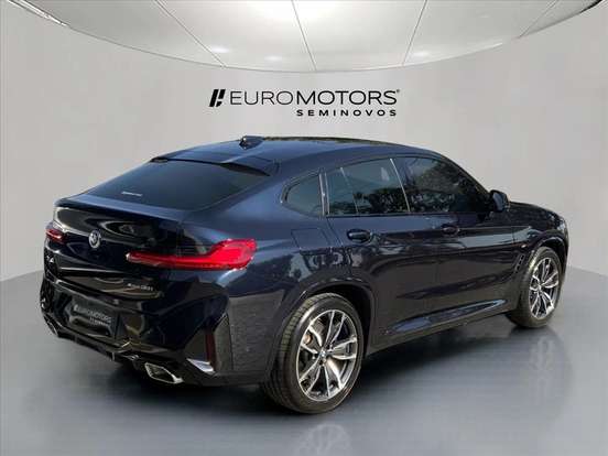 BMW-X4-2024