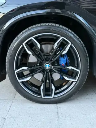 BMW-X4-2023
