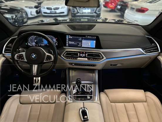 BMW-X5-2021