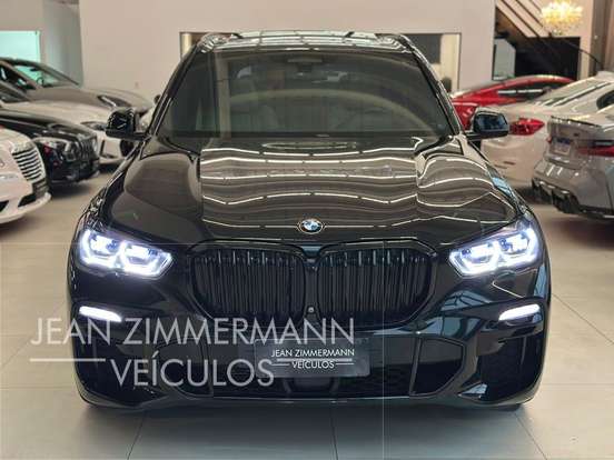 BMW-X5-2021