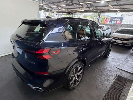 BMW-X5-2023