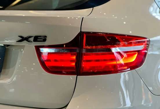 BMW-X6-2013