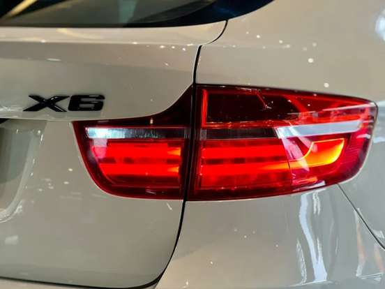 BMW-X6-3.0 35I 4X4 COUPÉ 6 CILINDROS 24V GASOLINA 4P AUTOMÁTICO BMW-X6-2013
