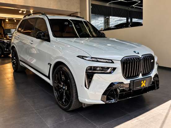 BMW-X7-2023