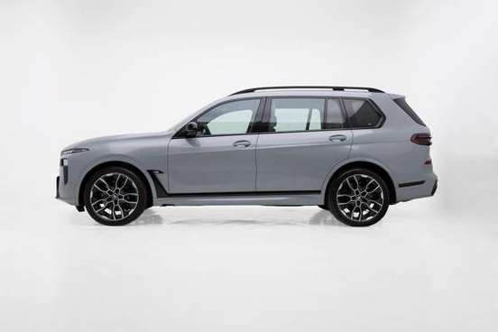 BMW-X7-4.4 V8 GASOLINA M60i STEPTRONIC BMW-X7-2024
