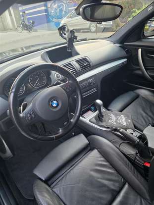 BMW-130i-2011