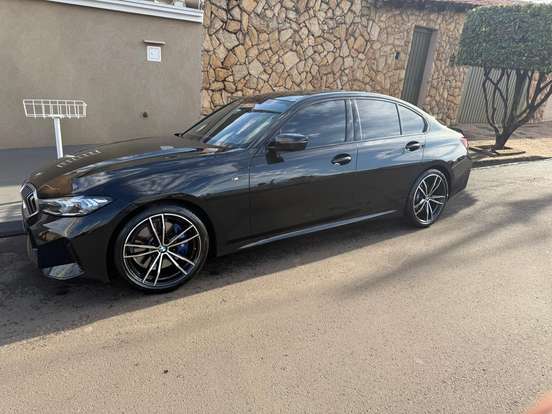 BMW-320i-2024