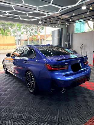 BMW-320i-2024