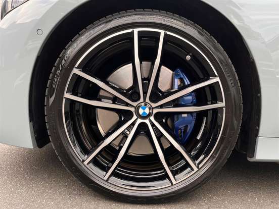 BMW-320i-2024