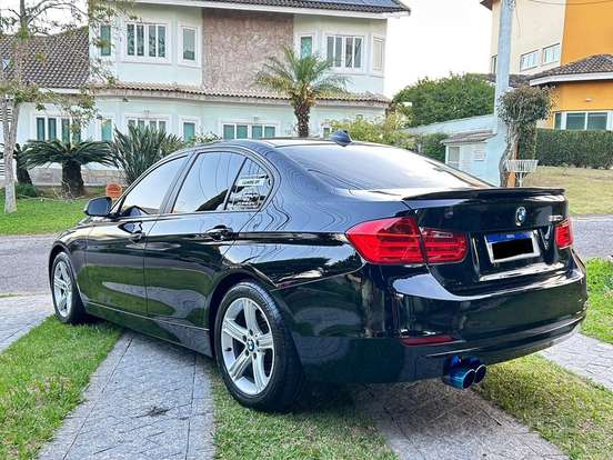 BMW-320i-2.0 16V TURBO GASOLINA 4P AUTOMÁTICO BMW-320i-2013