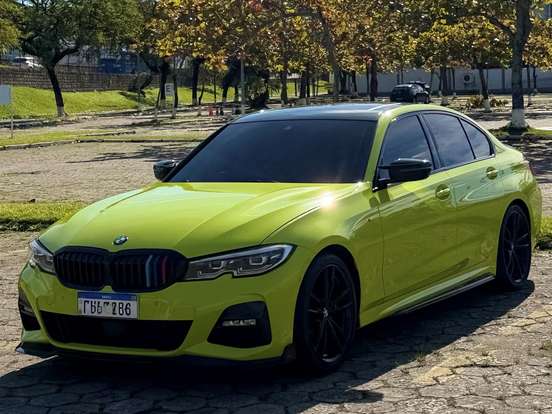 BMW-320i-2.0 16V TURBO GASOLINA M SPORT AUTOMÁTICO BMW-320i-2020