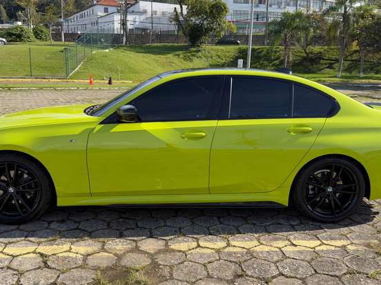BMW-320i-2.0 16V TURBO GASOLINA M SPORT AUTOMÁTICO BMW-320i-2020