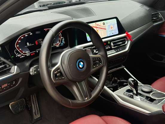 BMW-330e-2.0 16V TURBO HÍBRIDO M SPORT AUTOMÁTICO BMW-330e-2022
