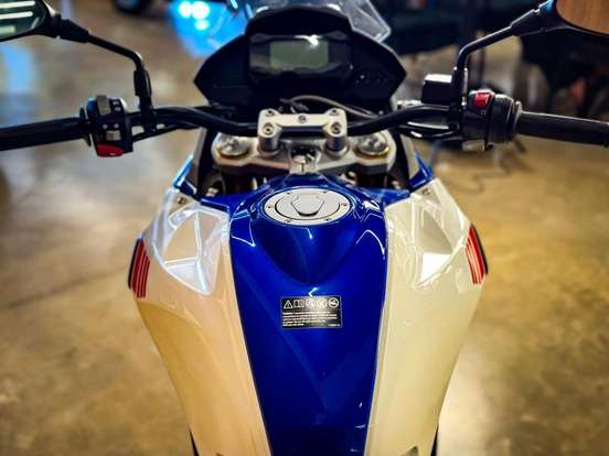 BMW-G 310 GS-2025