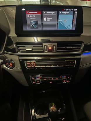 BMW-X1-2.0 16V TURBO ACTIVEFLEX SDRIVE20I X-LINE 4P AUTOMÁTICO BMW-X1-2020