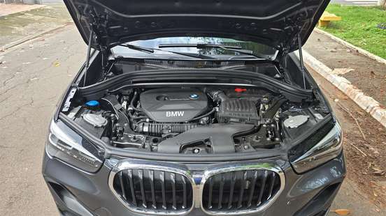 BMW-X1-2021