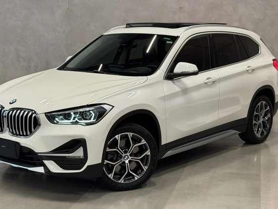 BMW-X1-2.0 16V TURBO ACTIVEFLEX SDRIVE20I X-LINE 4P AUTOMÁTICO BMW-X1-2021