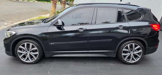 BMW-X1-2022
