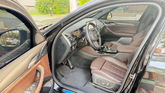 BMW-X4-2025