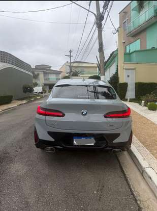 BMW-X4-2024