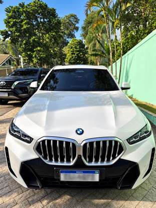 BMW-X6-2025