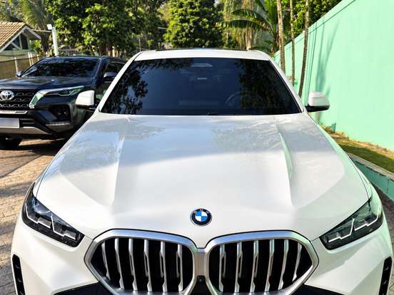 BMW-X6-3.0 TWINPOWER GASOLINA XDRIVE40I M SPORT AUTOMÁTICO BMW-X6-2025
