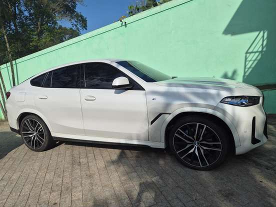 BMW-X6-3.0 TWINPOWER GASOLINA XDRIVE40I M SPORT AUTOMÁTICO BMW-X6-2025