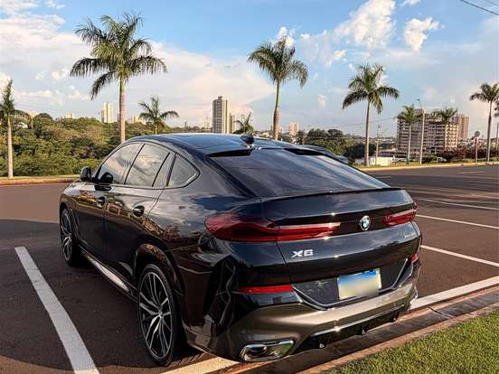 BMW-X6-3.0 TWINPOWER GASOLINA XDRIVE40I M SPORT AUTOMÁTICO BMW-X6-2022