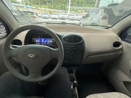 CAOA CHERY-QQ-1.0 MPFI ACT 12V GASOLINA 4P MANUAL CAOA CHERY-QQ-2014