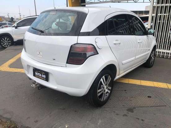 CHEVROLET-AGILE-2011