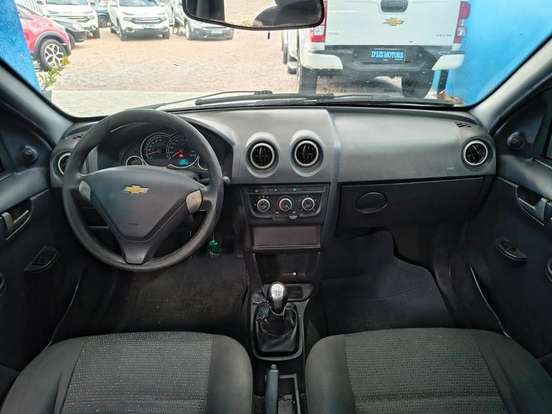 CHEVROLET-CELTA-2015
