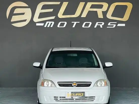 CHEVROLET-CORSA-1.8 MPFI PREMIUM SEDAN 8V FLEX 4P MANUAL CHEVROLET-CORSA-2003