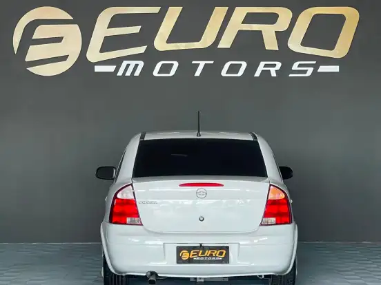CHEVROLET-CORSA-1.8 MPFI PREMIUM SEDAN 8V FLEX 4P MANUAL CHEVROLET-CORSA-2003