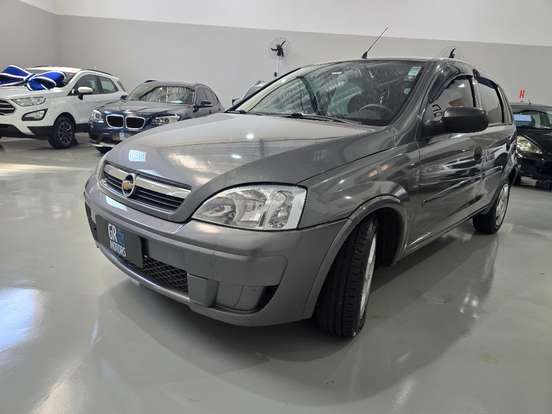 CHEVROLET-CORSA-2012
