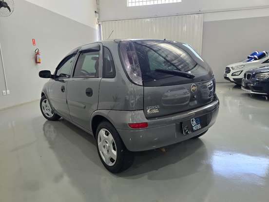 CHEVROLET-CORSA-2012