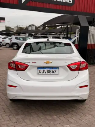 CHEVROLET-CRUZE-2019