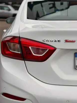 CHEVROLET-CRUZE-2019