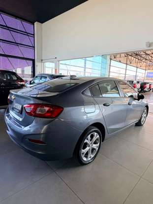 CHEVROLET-CRUZE-2019