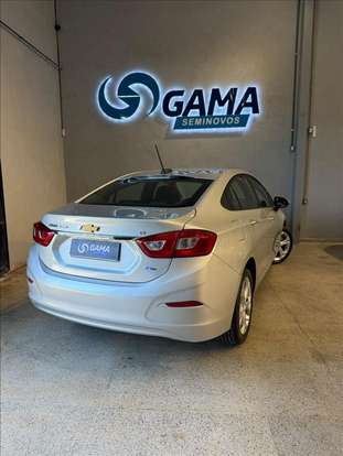 CHEVROLET-CRUZE-2022