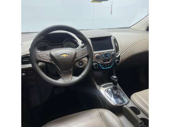 CHEVROLET-CRUZE-2017