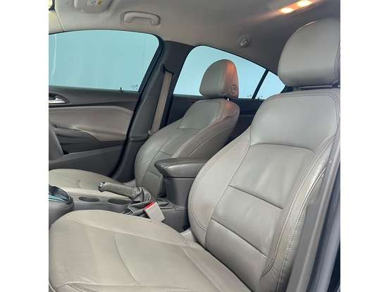 CHEVROLET-CRUZE-2017