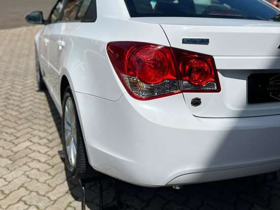 CHEVROLET-CRUZE-1.8 LT 16V FLEX 4P MANUAL CHEVROLET-CRUZE-2014