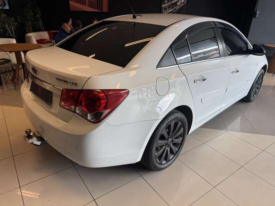 CHEVROLET-CRUZE-1.8 LTZ 16V FLEX 4P AUTOMÁTICO CHEVROLET-CRUZE-2012