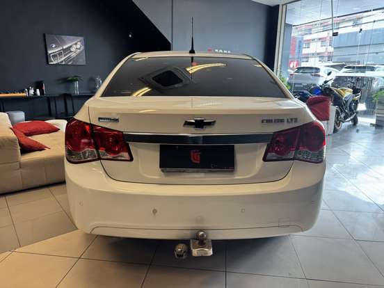 CHEVROLET-CRUZE-2012
