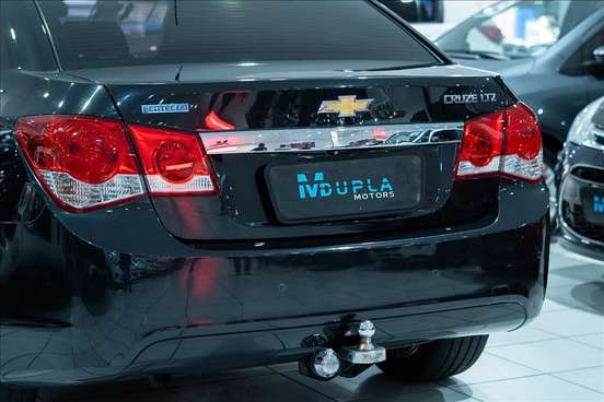 CHEVROLET-CRUZE-2013