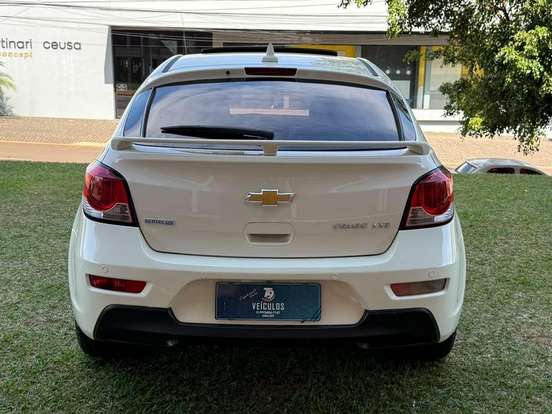 CHEVROLET-CRUZE-2015