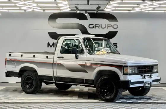 CHEVROLET D20 4.0 CUSTOM DE LUXE CS 8V DIESEL 2P MANUAL